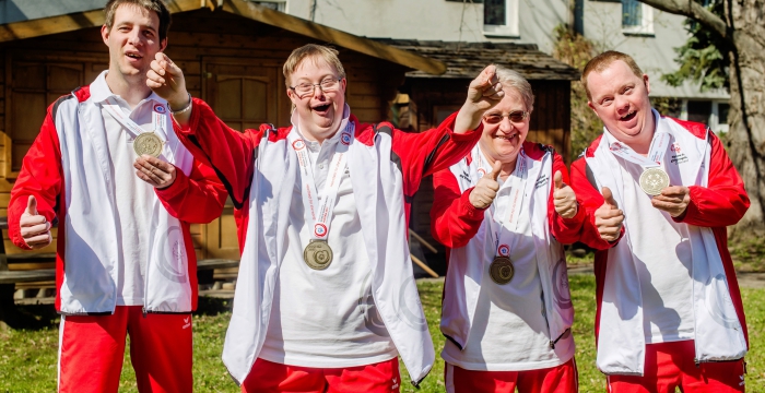 Vier stolze Medaillengewinner bei Special Olympics © Kollektiv Fischka/fischka.com