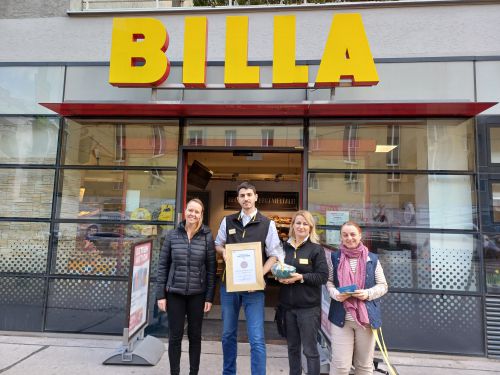 Übergabe Urkunde Partnerbetrieb an Billa, Filiale Prager Straße © Jugend am Werk