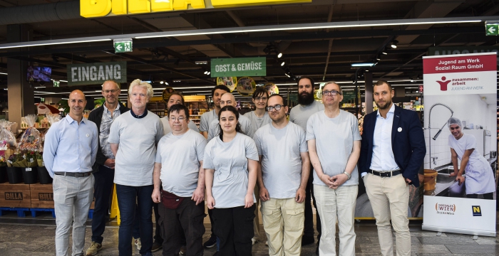 Das Team vom Inklusionstag im BILLA Plus Markt Shopping City Nord © Jugend am Werk