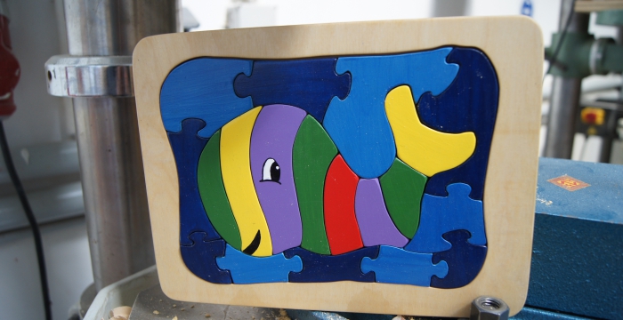 Holzpuzzle mit Motiv Wal © Jugend am Werk