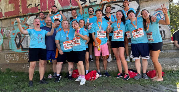 Gruppenfoto vom Business Run 2025 © Jugend am Werk