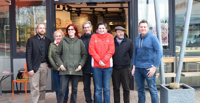 Gruppe von Jugend am Werk zu Besuch bei der Bäckerei Szihn © Jugend am Werk