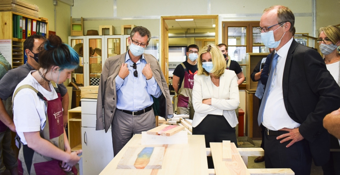 Standortanwalt Biach in der Holzwerkstätte © Jugend am Werk