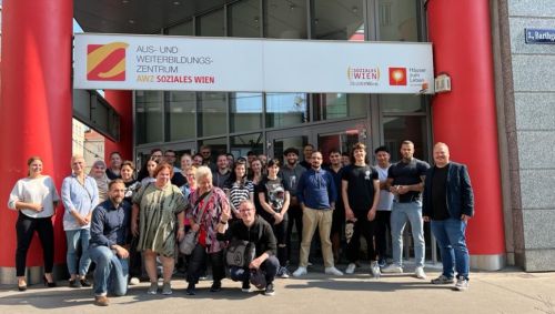 Gruppenfoto von der Klasse von Jugend am Werk an der WISOZ © Jugend am Werk