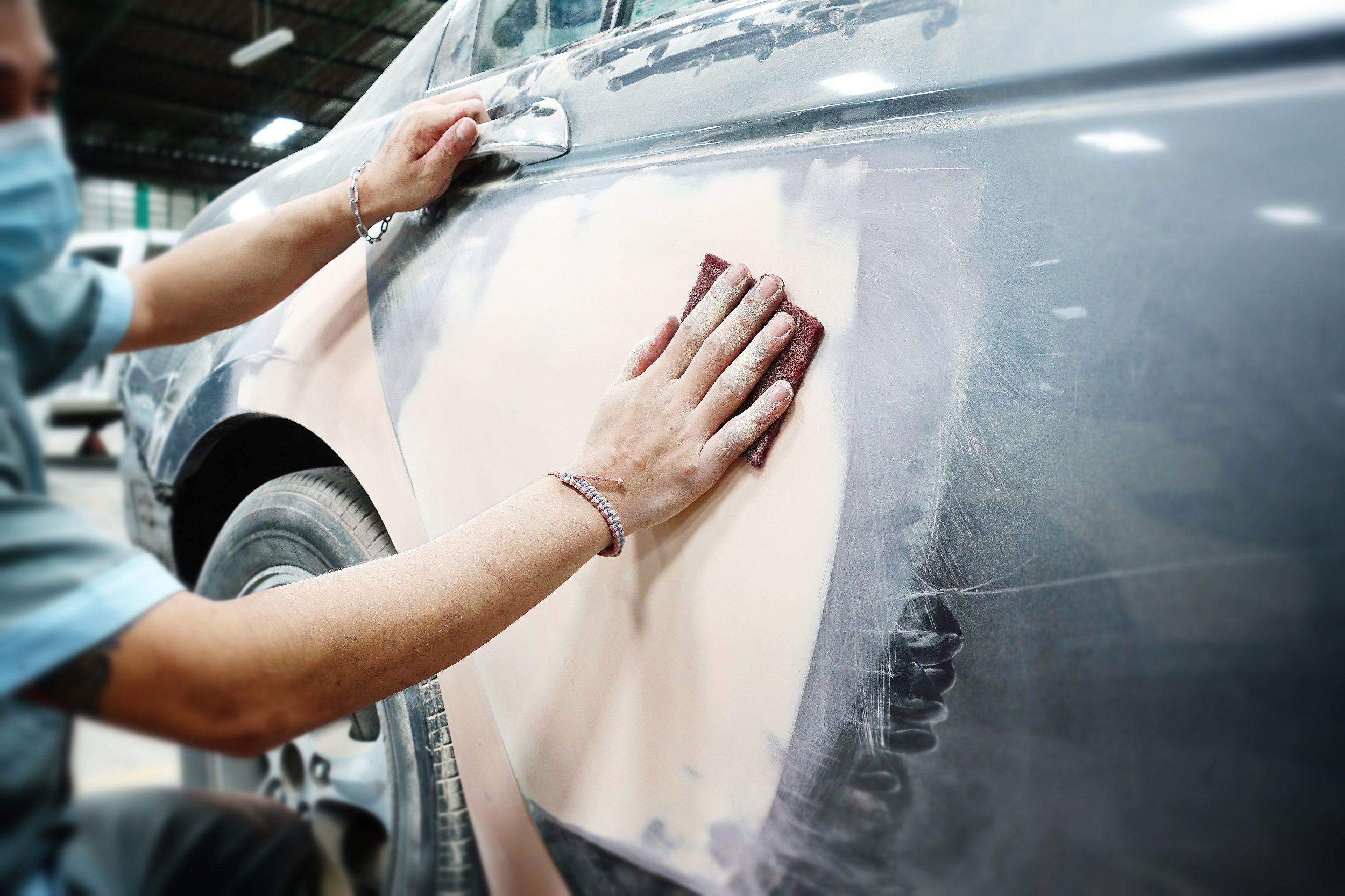 Ausbilder:in für Karrosseriebautechnik © Shutterstock