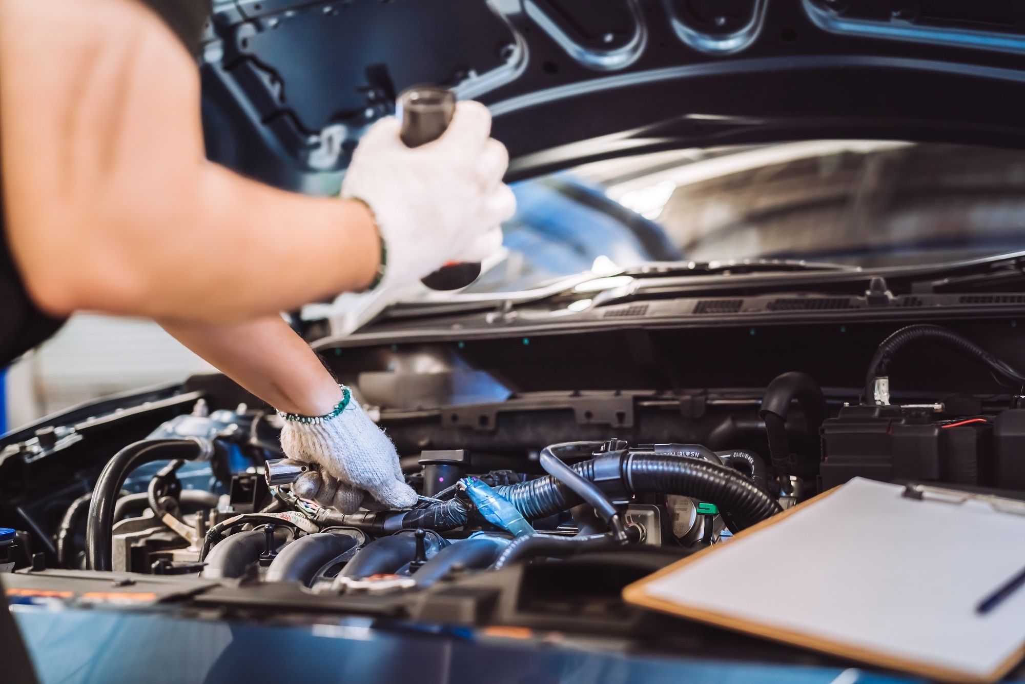 KFZ Technik © Shutterstock