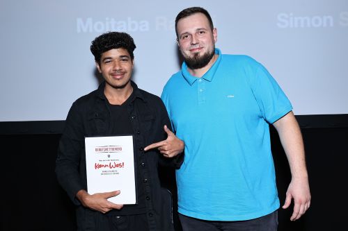 Siegerfoto von unserem Lehrling Marcel Kleissl und seinem Ausbildner © Jugend am Werk Siegerfoto von unserem Lehrling Marcel Kleissl und seinem Ausbildner © Jugend am Werk