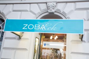 Eingang Ausbildungsrestaurant ZOBAeck © APA-Fotoservice/Krisztian Juhasz