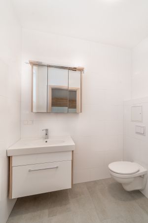 Blick in das Badezimmer einer Wohnung in Tausendblum © Alexander Cornel