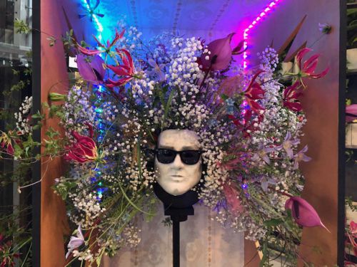 Floristik Werkstück (Kopf mit Blumen) beim Landeslehrlingswettbewerb 2019 © Jugend am Werk