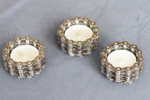 Teelichthalter aus Metall, Ansicht von oben © Jugend am Werk